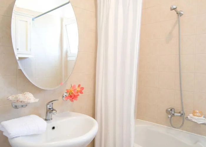 Luna Nydri (Lefkada)